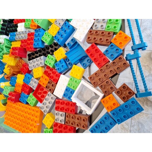 Thomas & Friends Mega Bloks Lot Knapford Station Case 140 Pc Incomplete Set - Picture 6 of 10